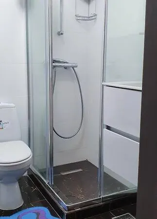 Apartament Garsoniera De Lux, Colentina-Tei *